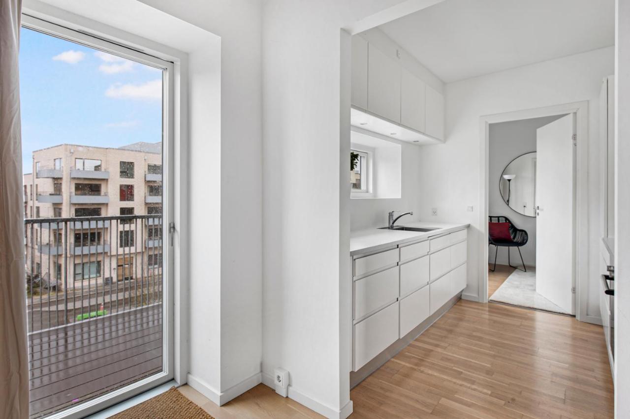 Sanders Arena - Precious Three-bedroom Close To Metro Station Köpenhamn